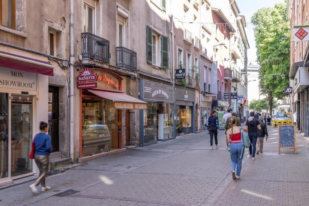 Appartement Cosy Dans Les Rues Pietonnes غرونوبل المظهر الخارجي الصورة